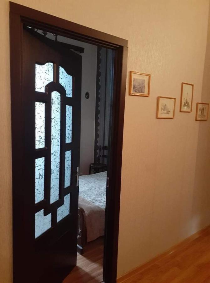 Beruka Guest House Kutaisi Bagian luar foto